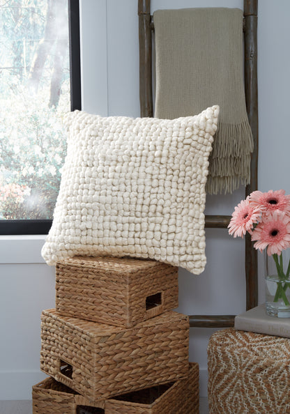 Orange Furniture Outlet - Ashley Furniture - Aavie Pillows - Pillow / Ivory - A1000956P