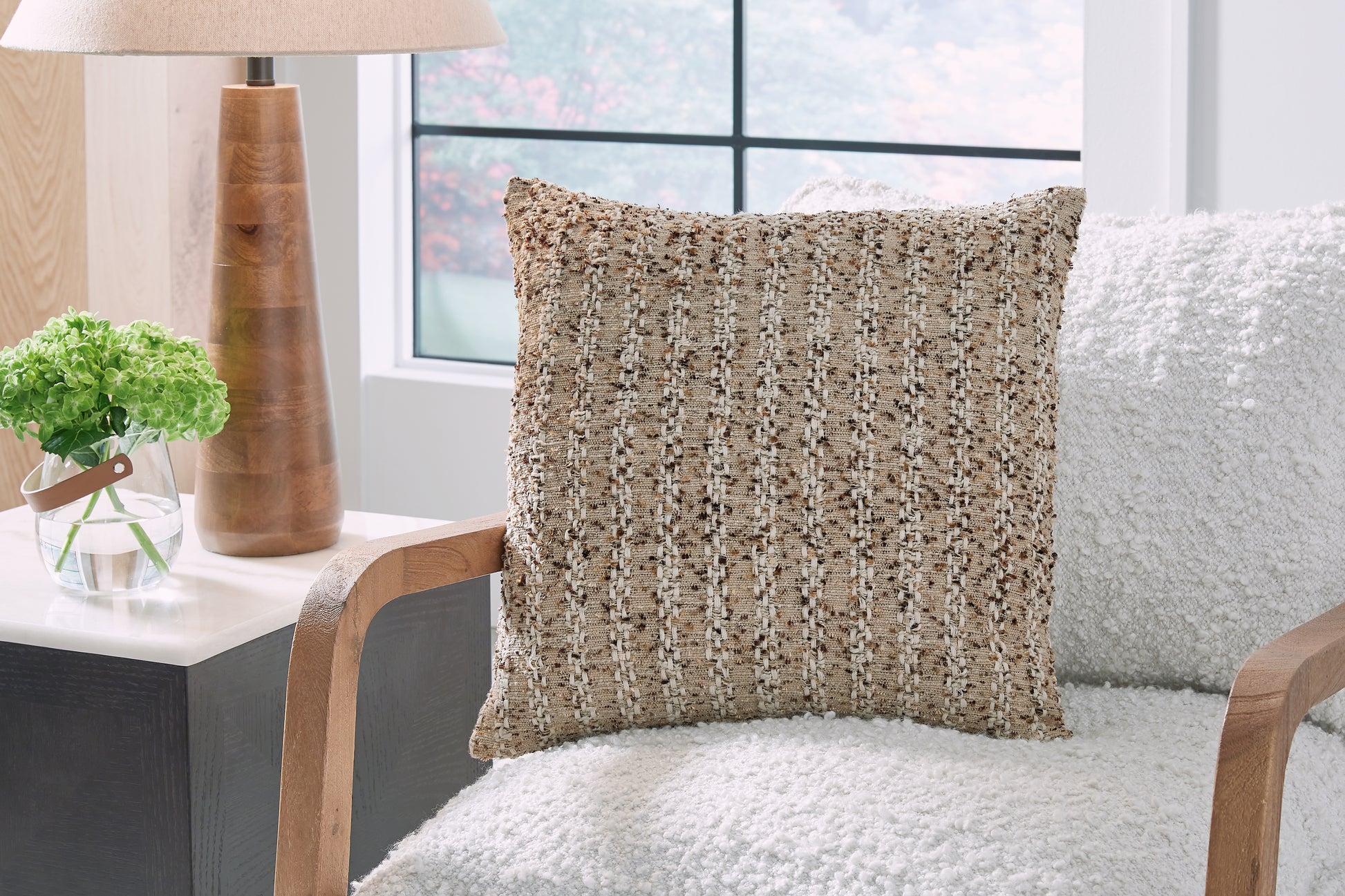 Orange Furniture Outlet - Ashley Furniture - Vorlane Pillows - Pillow (4/CS) / Tan/Brown/White - A1001046