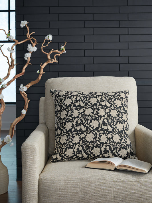 Orange Furniture Outlet - Ashley Furniture - Alanderson Pillows - Pillow (4/CS) / Black/Ivory - A1001100