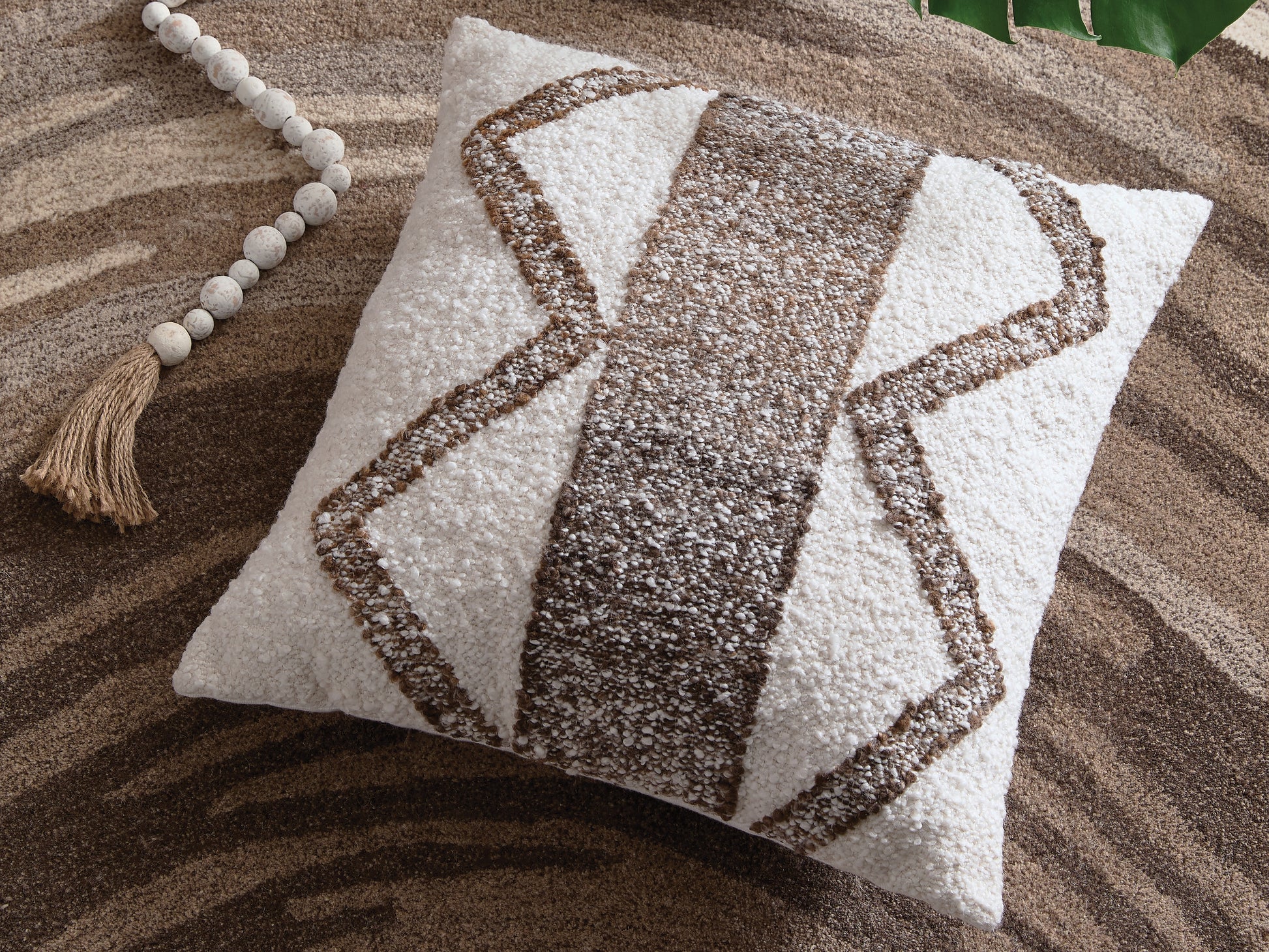 Orange Furniture Outlet - Ashley Furniture - Brettwood Pillows - Pillow (4/CS) / Ivory/Brown - A1001125