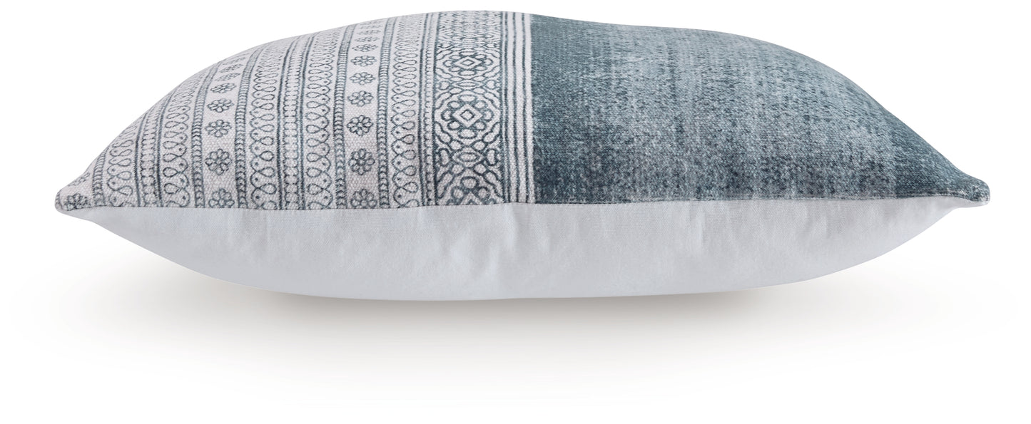 Harperville Pillows