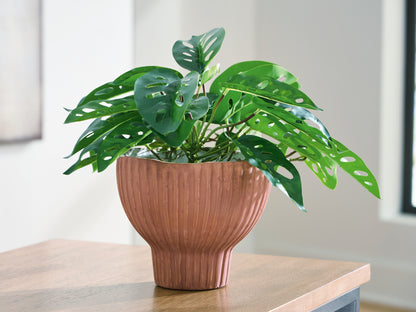 Orange Furniture Outlet - Ashley Furniture - Orban Vase - Vase - A2000886