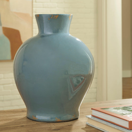 Orange Furniture Outlet - Ashley Furniture - Giliburgh Vase - Vase - A2000959