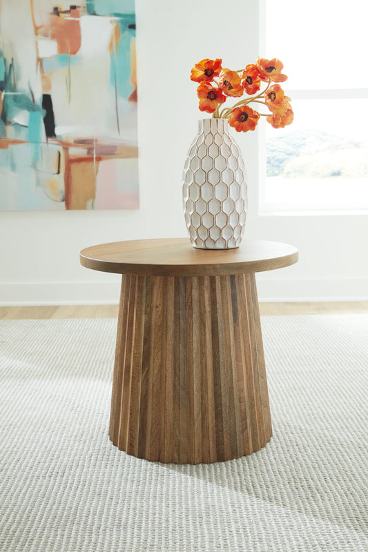 Orange Furniture Outlet - Ashley Furniture - Ceilby Accent Table - Accent Table / Black - A4000603