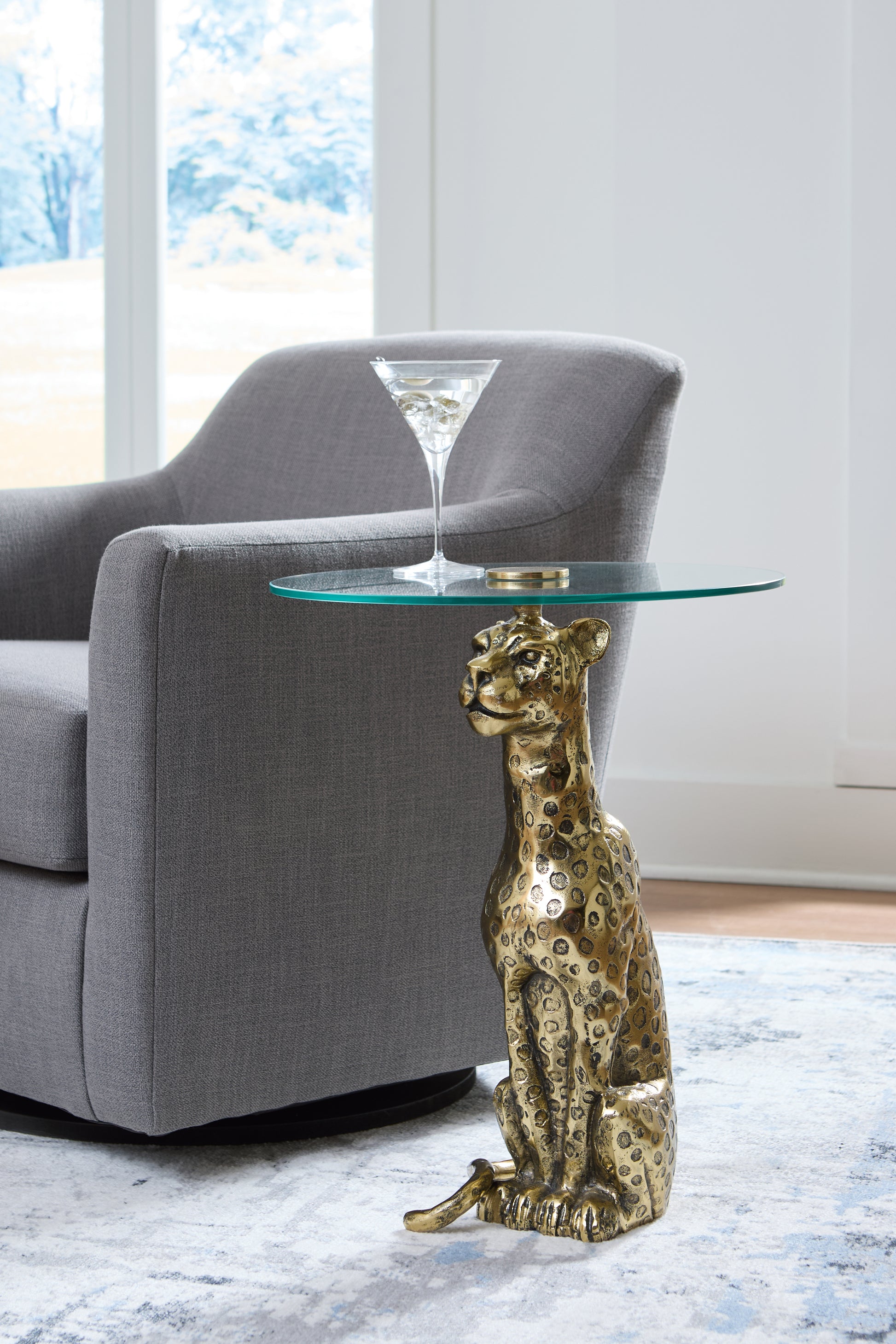 Orange Furniture Outlet - Ashley Furniture - Vallain Accent Table - Accent Table / Antique Gold Finish - A4000605