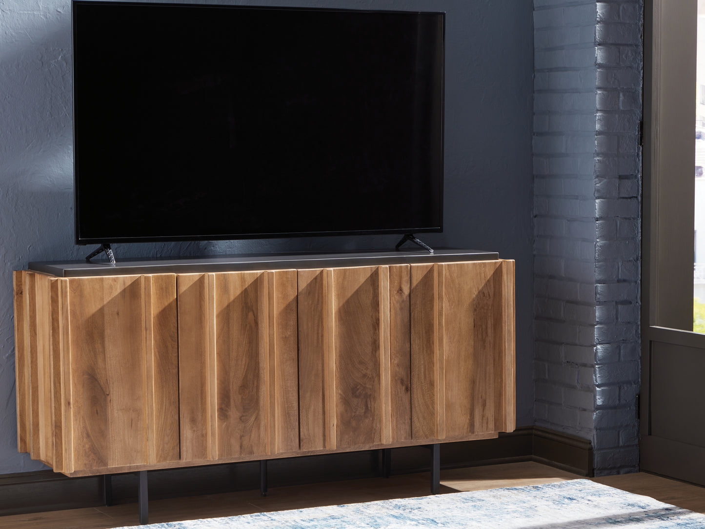 Quintavious Accent Cabinet