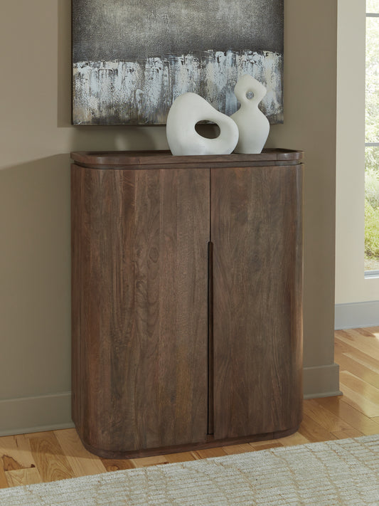 Orange Furniture Outlet - Ashley Furniture - Landermont Bar Cabinet - Bar Cabinet / Medium Brown - A4000697