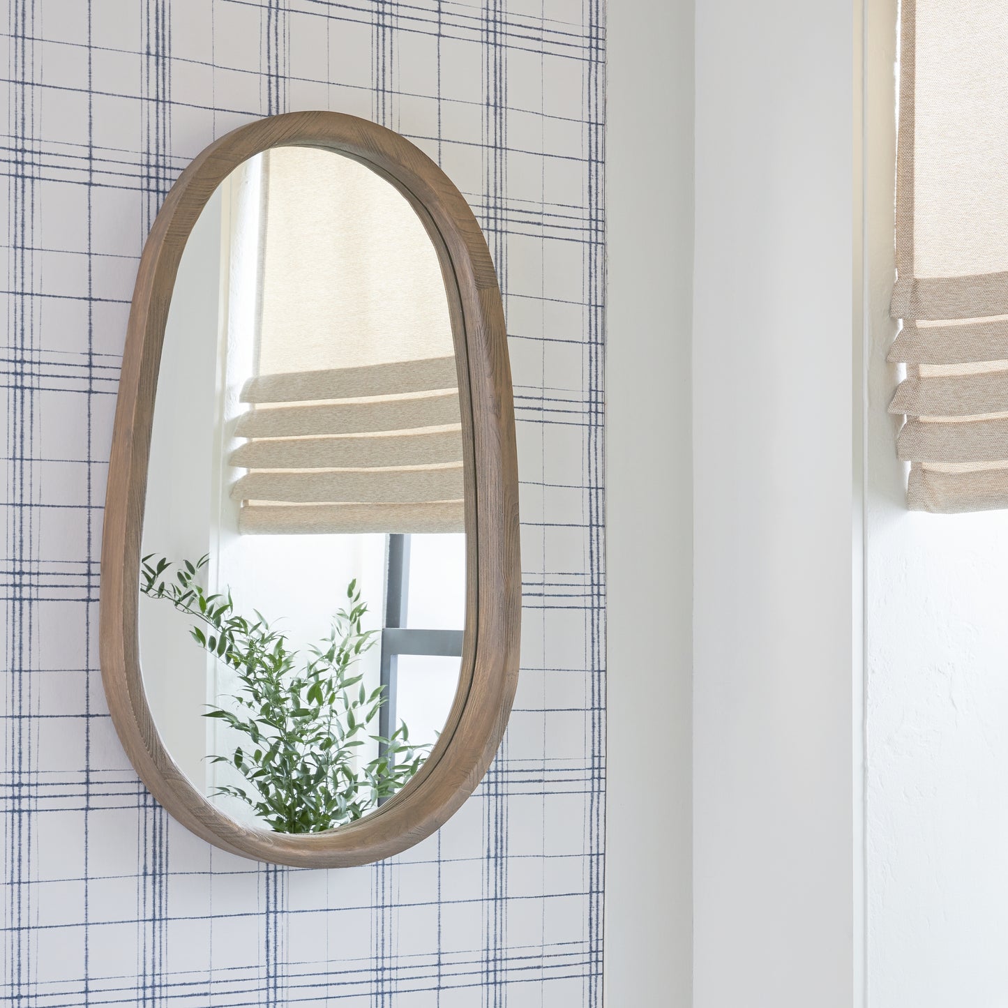 Orange Furniture Outlet - Ashley Furniture - Aarilynn Mirror - Accent Mirror / Antique Brown - A8010329