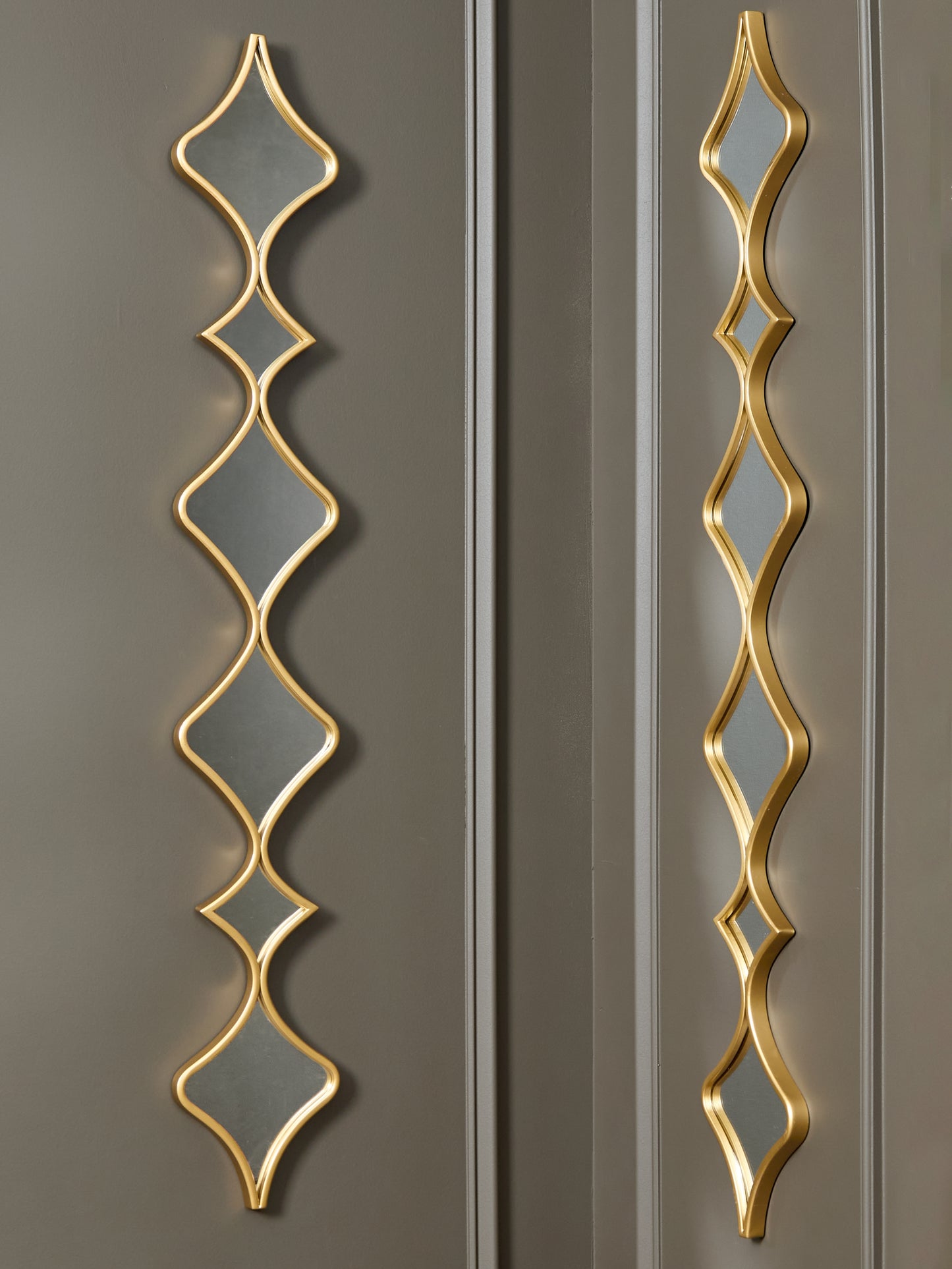 Orange Furniture Outlet - Ashley Furniture - Harriswood Mirror - Accent Mirror Set (Set of 2) / Gold Finish - A8010354