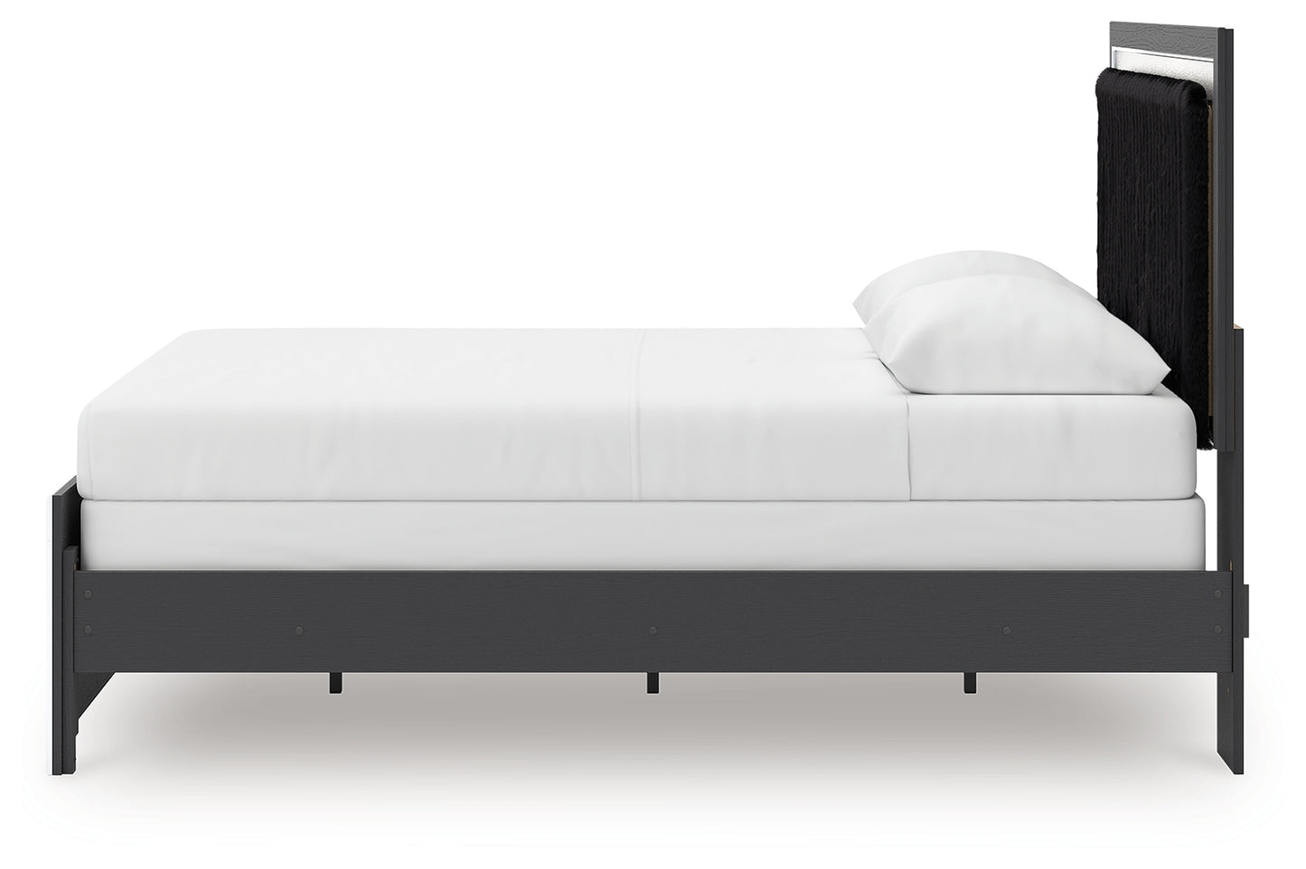 Zuraleus Bedroom