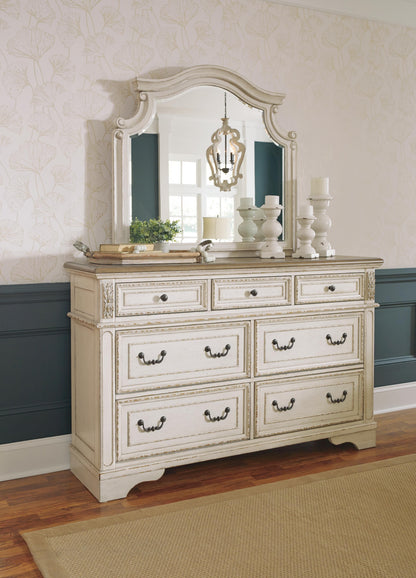 Realyn King Panel Bed, Dresser, Mirror and Nightstand