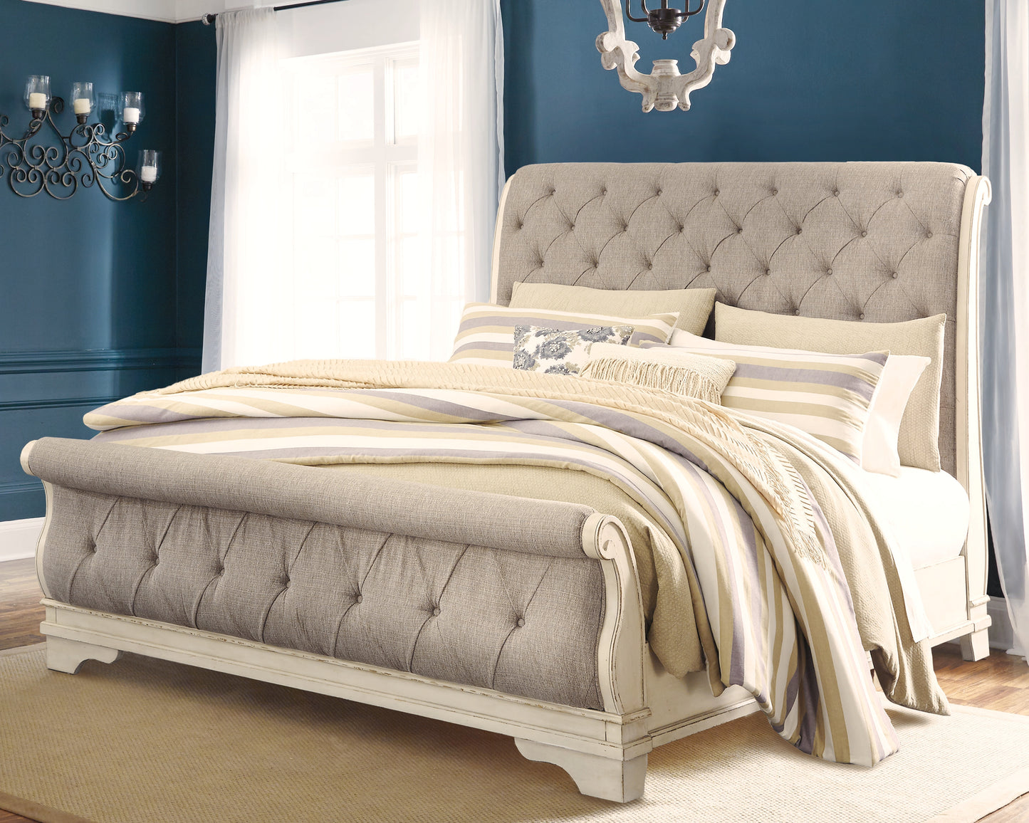 Orange Furniture Outlet - Ashley Furniture - Realyn Bedroom - Queen Sleigh Bed / Chipped White - B743B4