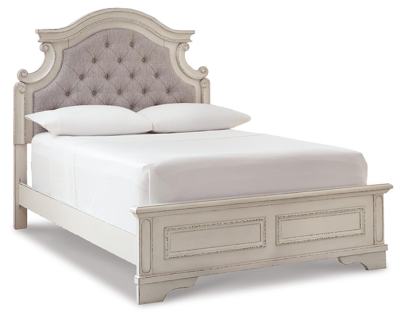 Realyn King Panel Bed, Dresser, Mirror and Nightstand