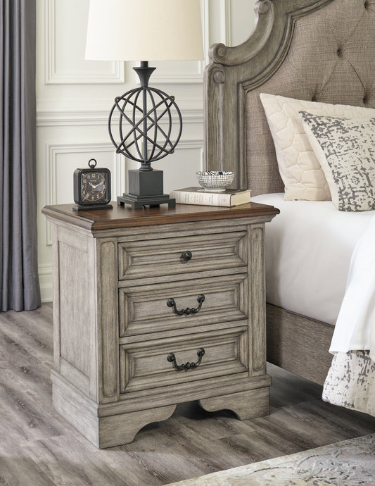Orange Furniture Outlet - Ashley Furniture - Lodenbay Bedroom - Five Drawer Chest / Antique Gray/Brown - B751-46