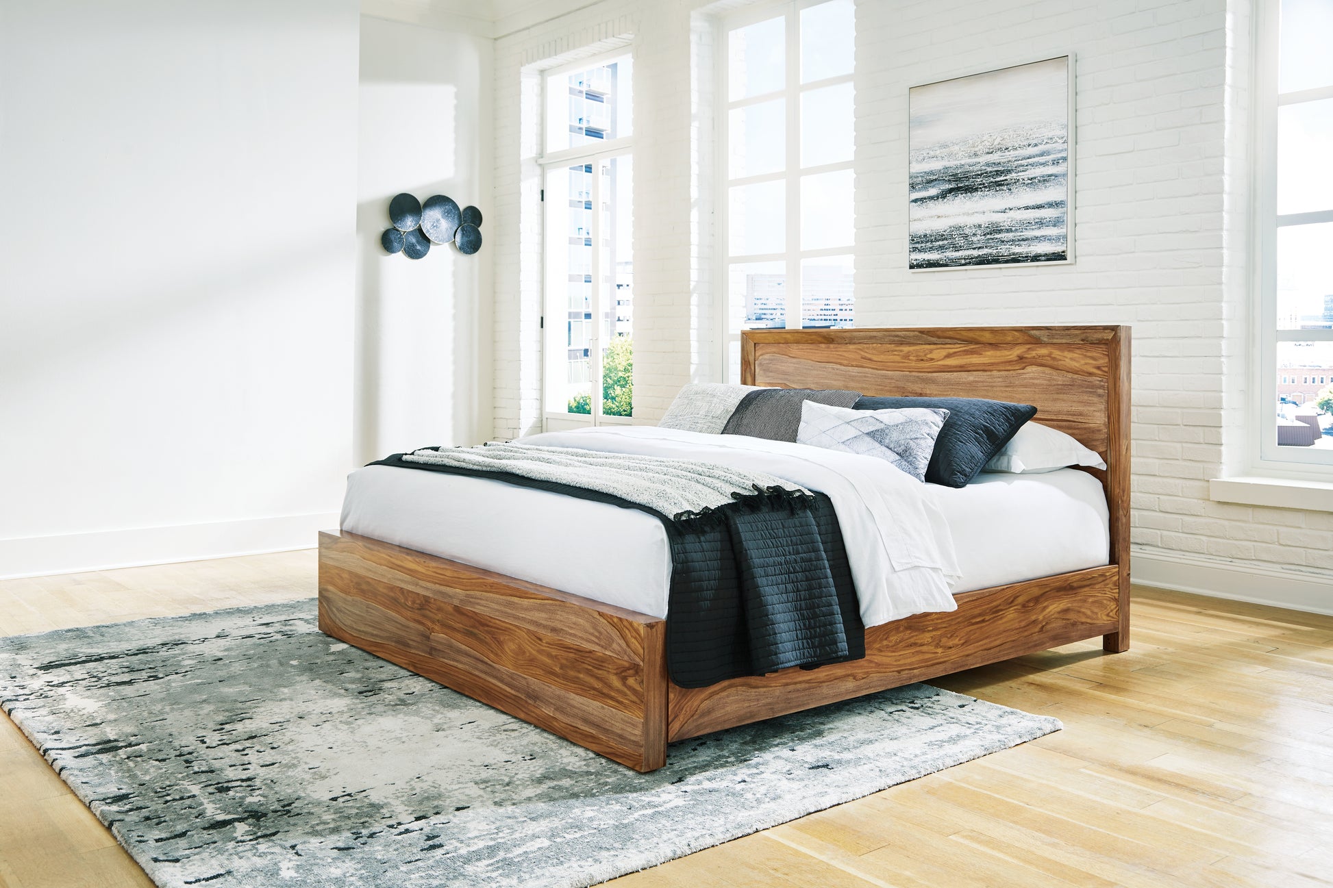Orange Furniture Outlet - Ashley Furniture - Dressonni Bedroom - California King Panel Bed / Brown - B790B5