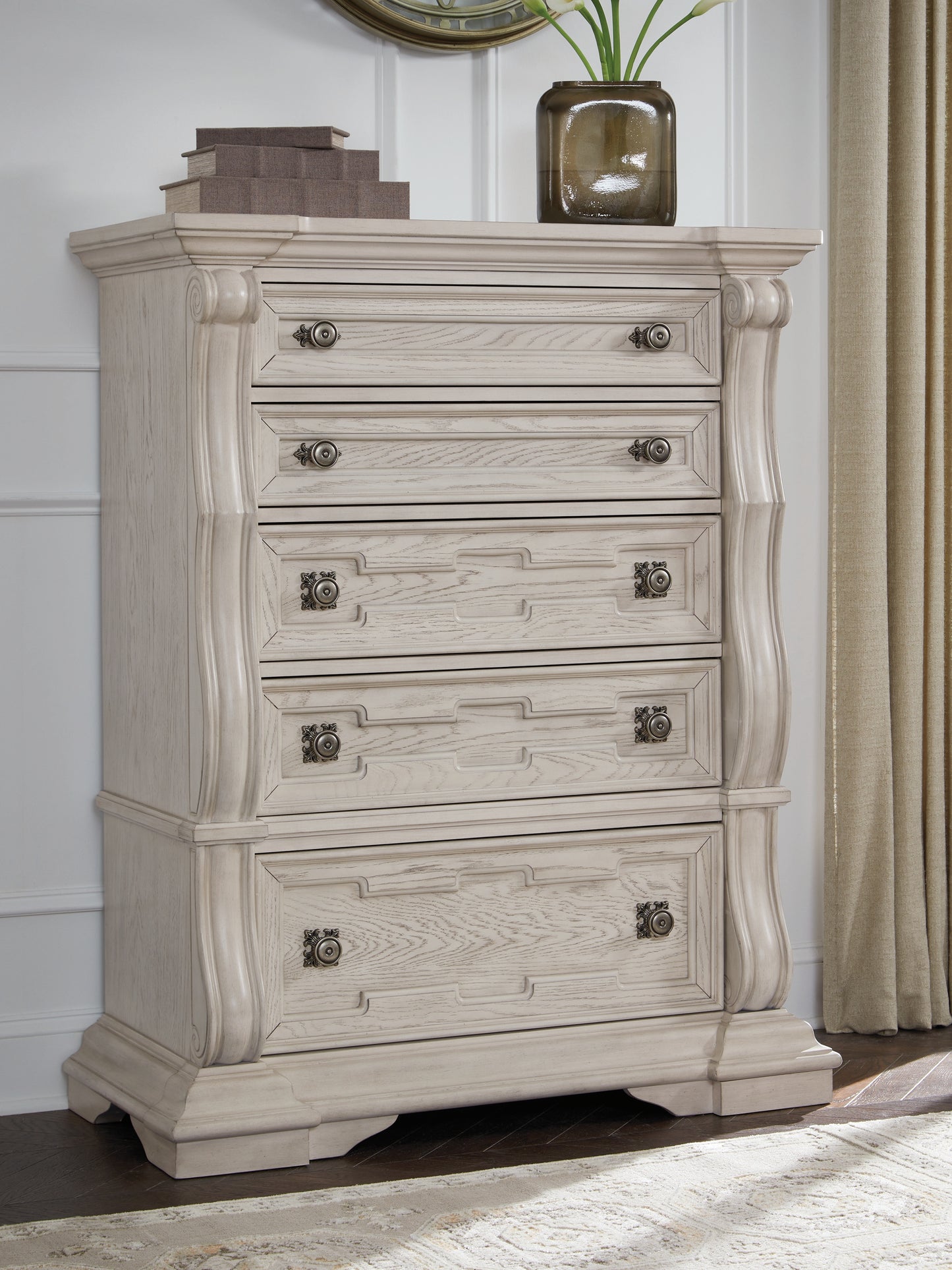 Orange Furniture Outlet - Ashley Furniture - Bruchandi Bedroom - Five Drawer Chest / Antique White - PCB948-46