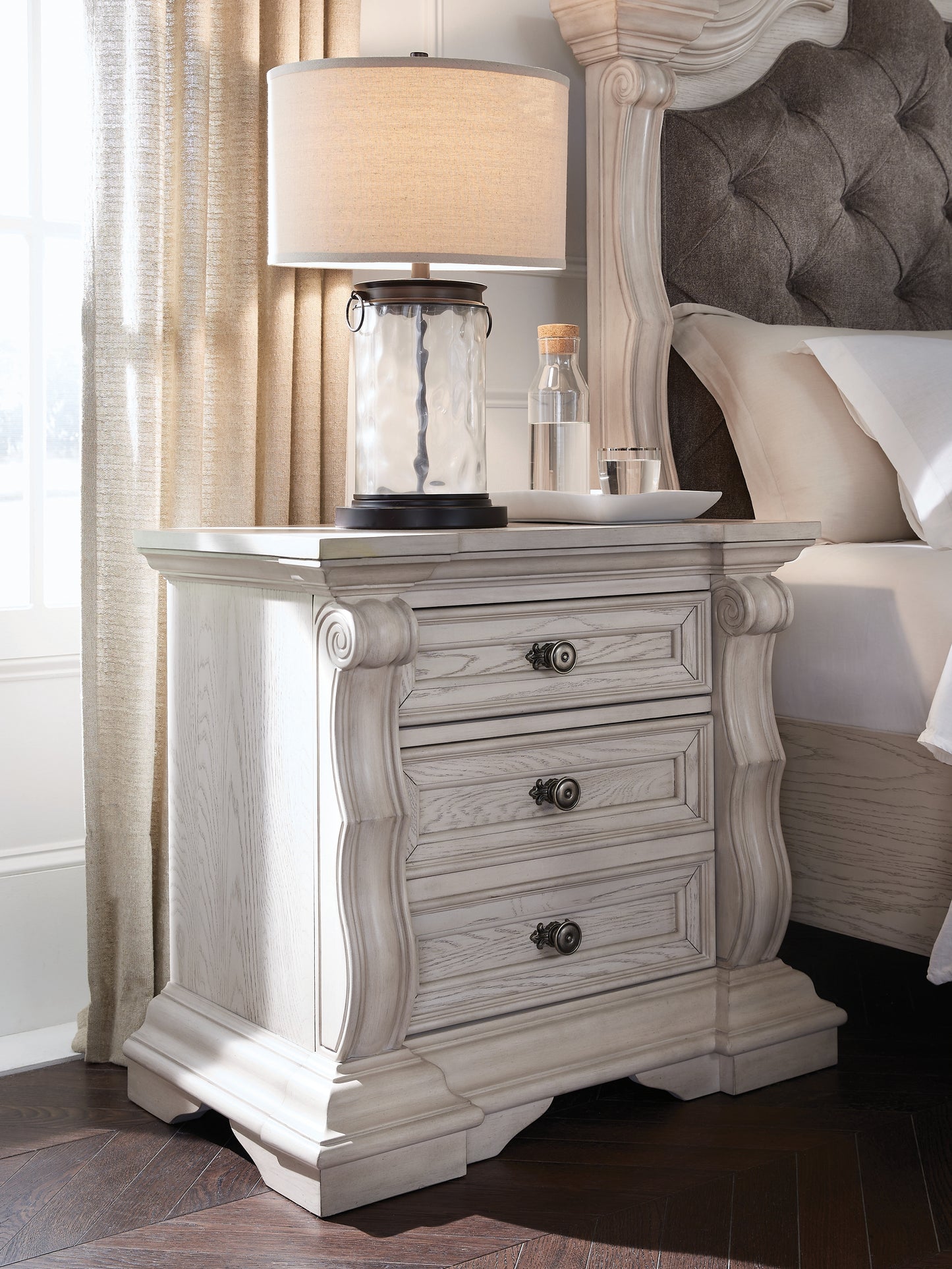 Orange Furniture Outlet - Ashley Furniture - Bruchandi Bedroom - Three Drawer Night Stand / Antique White - PCB948-93