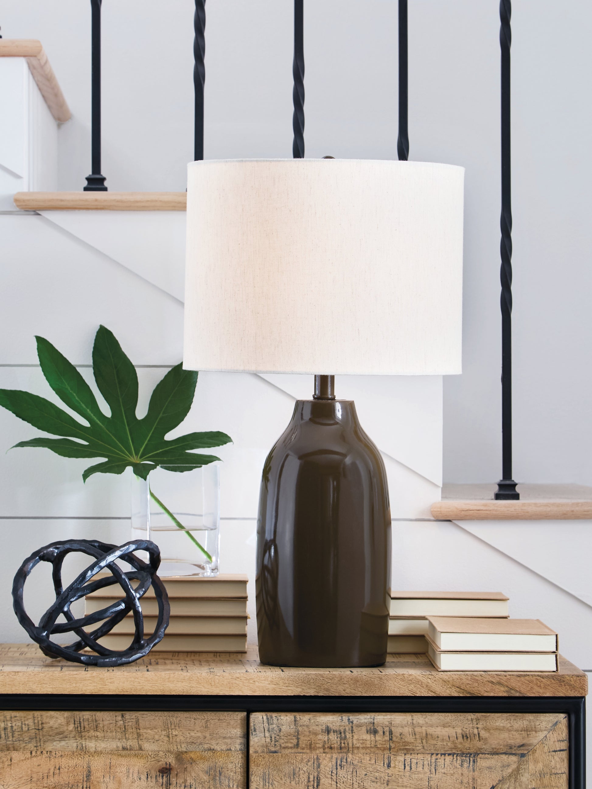 Orange Furniture Outlet - Ashley Furniture - Jyler Lighting - Terracotta Table Lamp (1/CN) - L100904