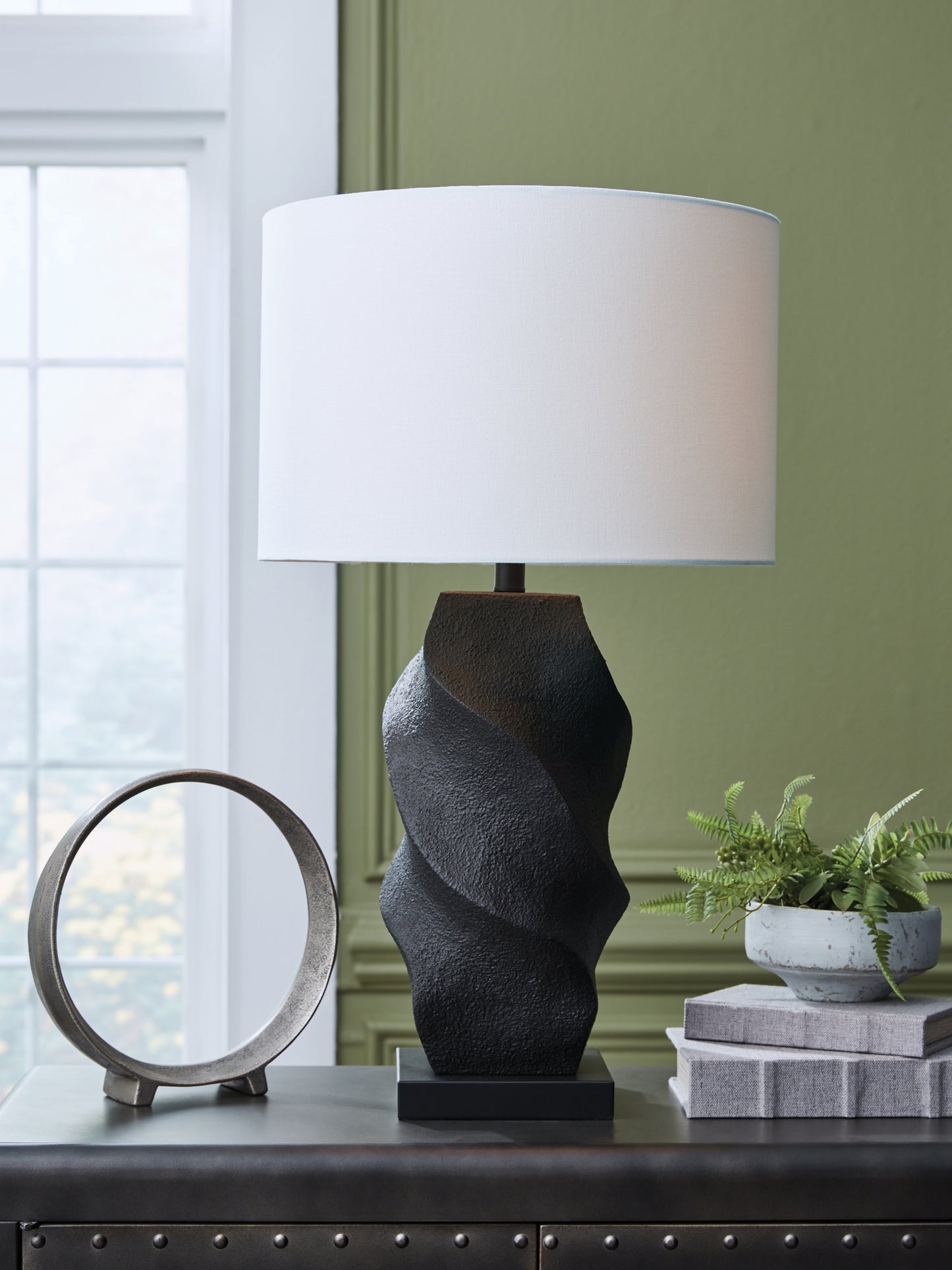 Orange Furniture Outlet - Ashley Furniture - Amillion Lighting - Poly Table Lamp (1/CN) / Black - L235904
