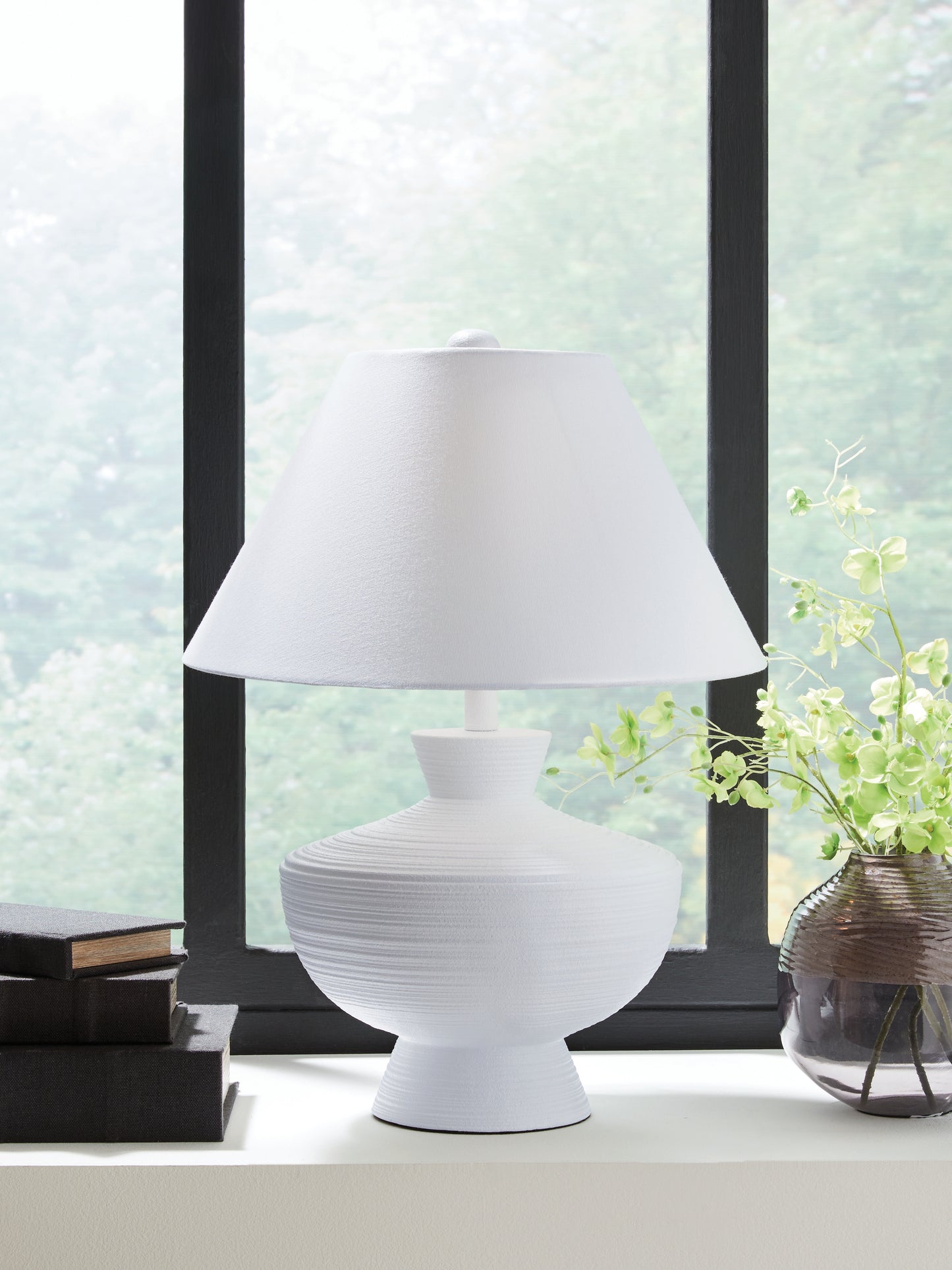 Orange Furniture Outlet - Ashley Furniture - Harelwood Lighting - Poly Table Lamp (1/CN) / White - L235934