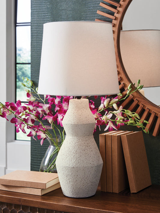 Orange Furniture Outlet - Ashley Furniture - Dawthorne Lighting - Paper Table Lamp (1/CN) / Cream - L236034
