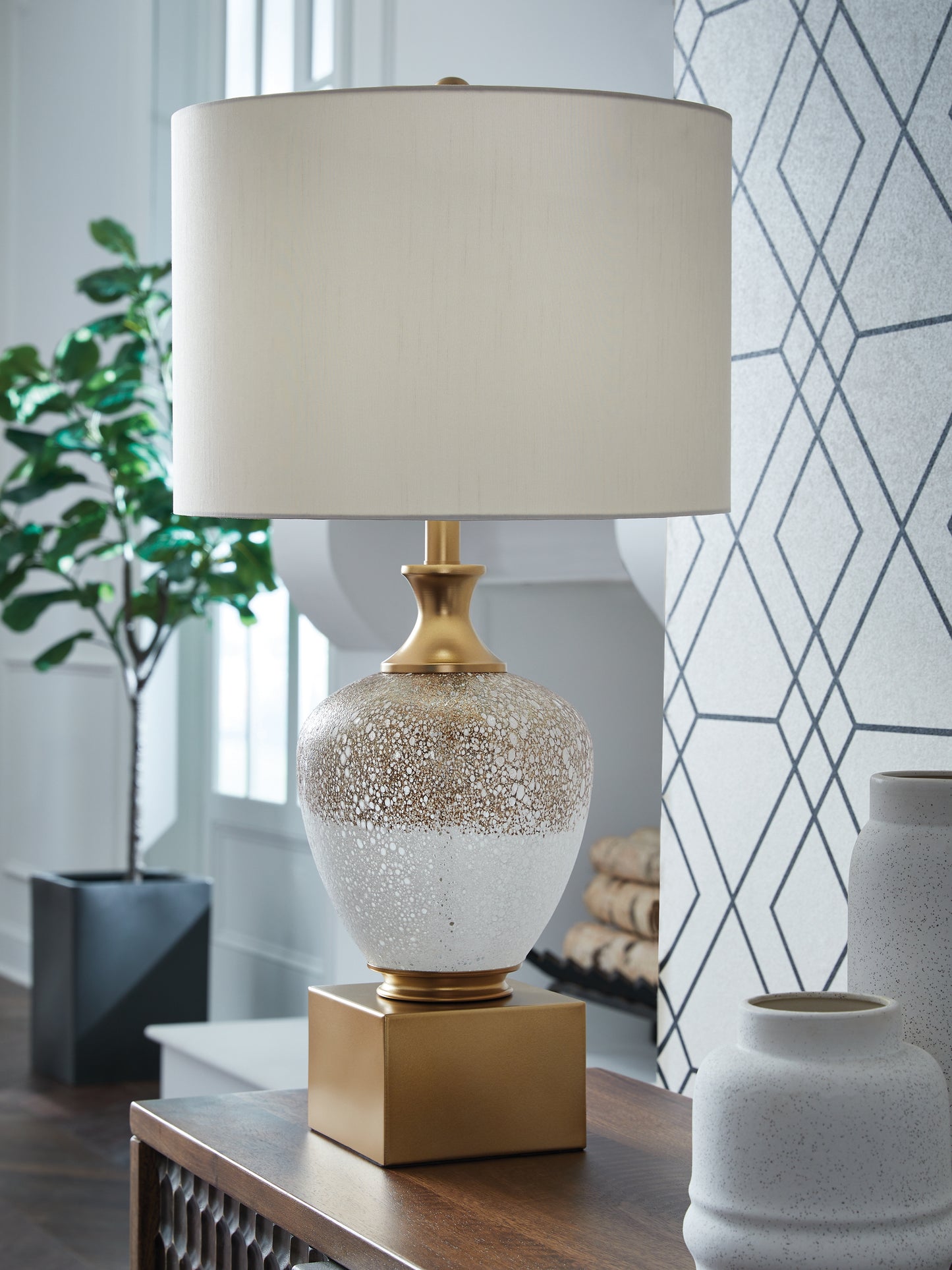 Tavisburg Lighting