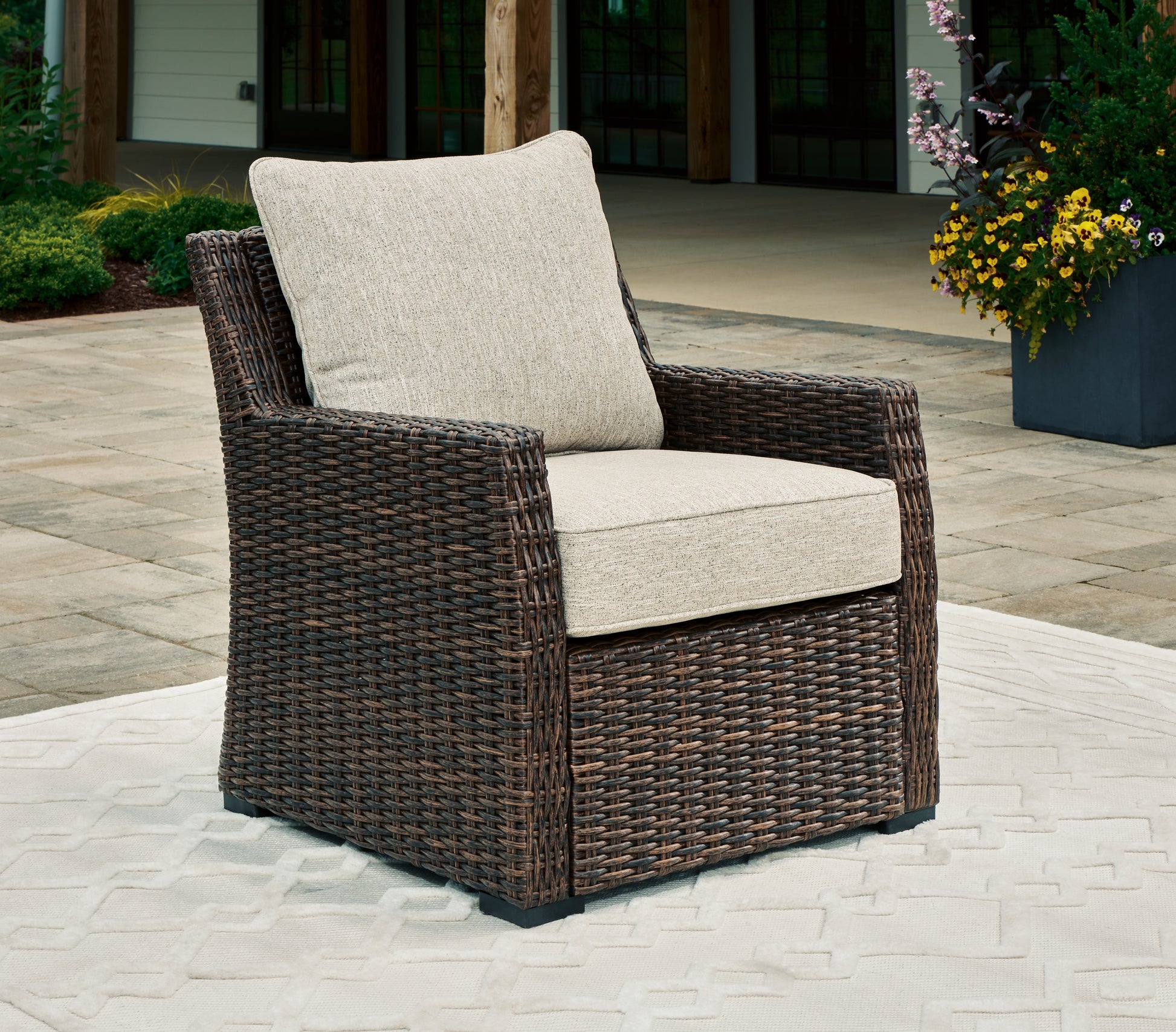 Orange Furniture Outlet - Ashley Furniture - Brook Ranch Outdoor - Lounge Chair w/Cushion (1/CN) / Brown - P465-820