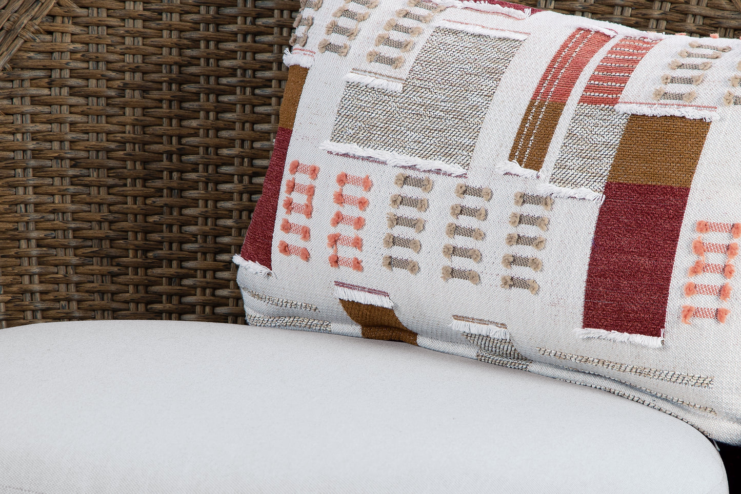 Double Point Outdoor