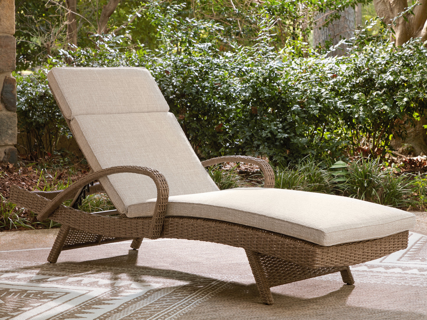 Orange Furniture Outlet - Ashley Furniture - Laguna Heights Outdoor - Chaise Lounge with Cushion / Beige - PCP790-815