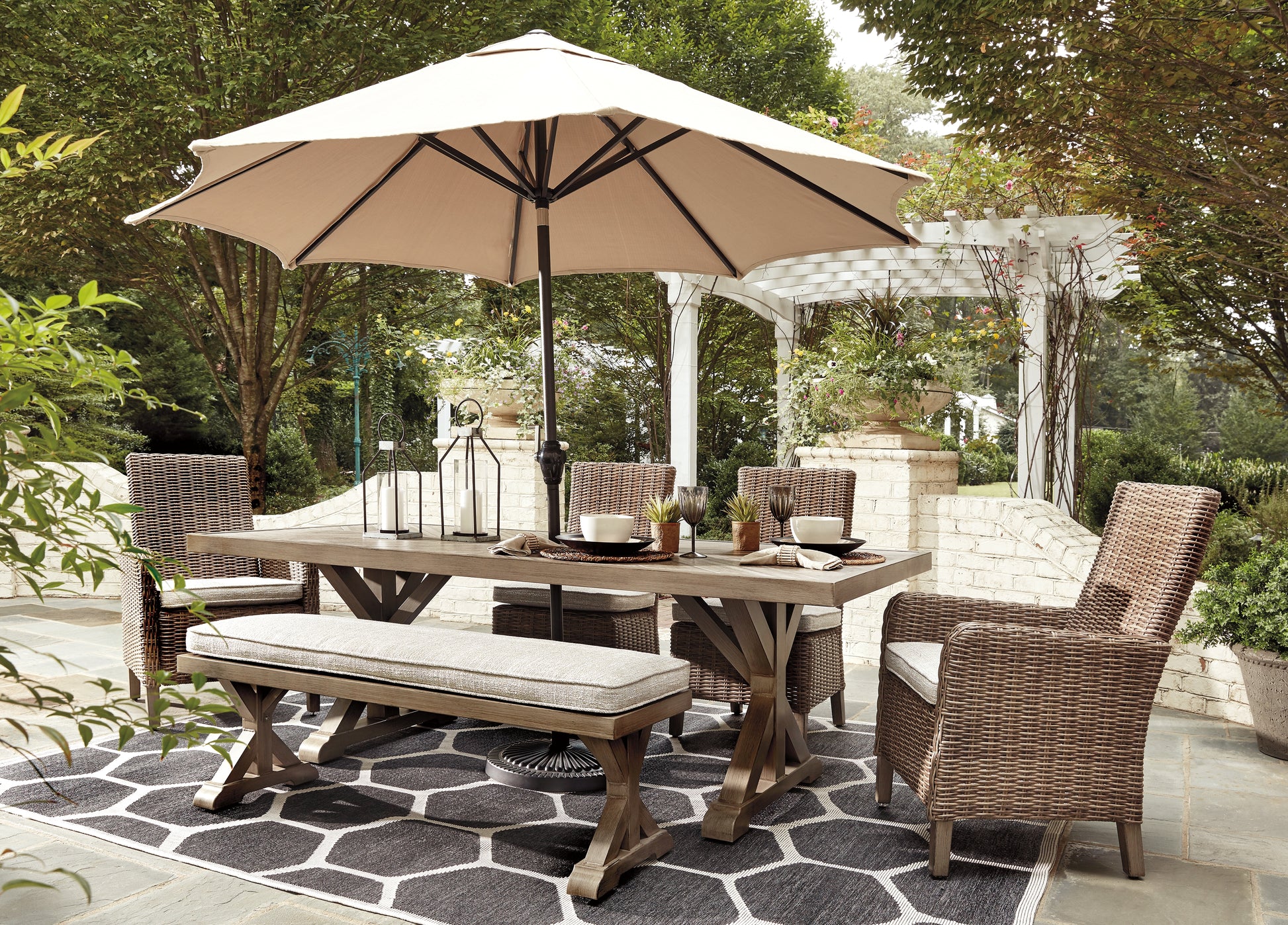 Orange Furniture Outlet - Ashley Furniture - Beachcroft Outdoor - RECT Dining Table w/UMB OPT / Beige - P791-625