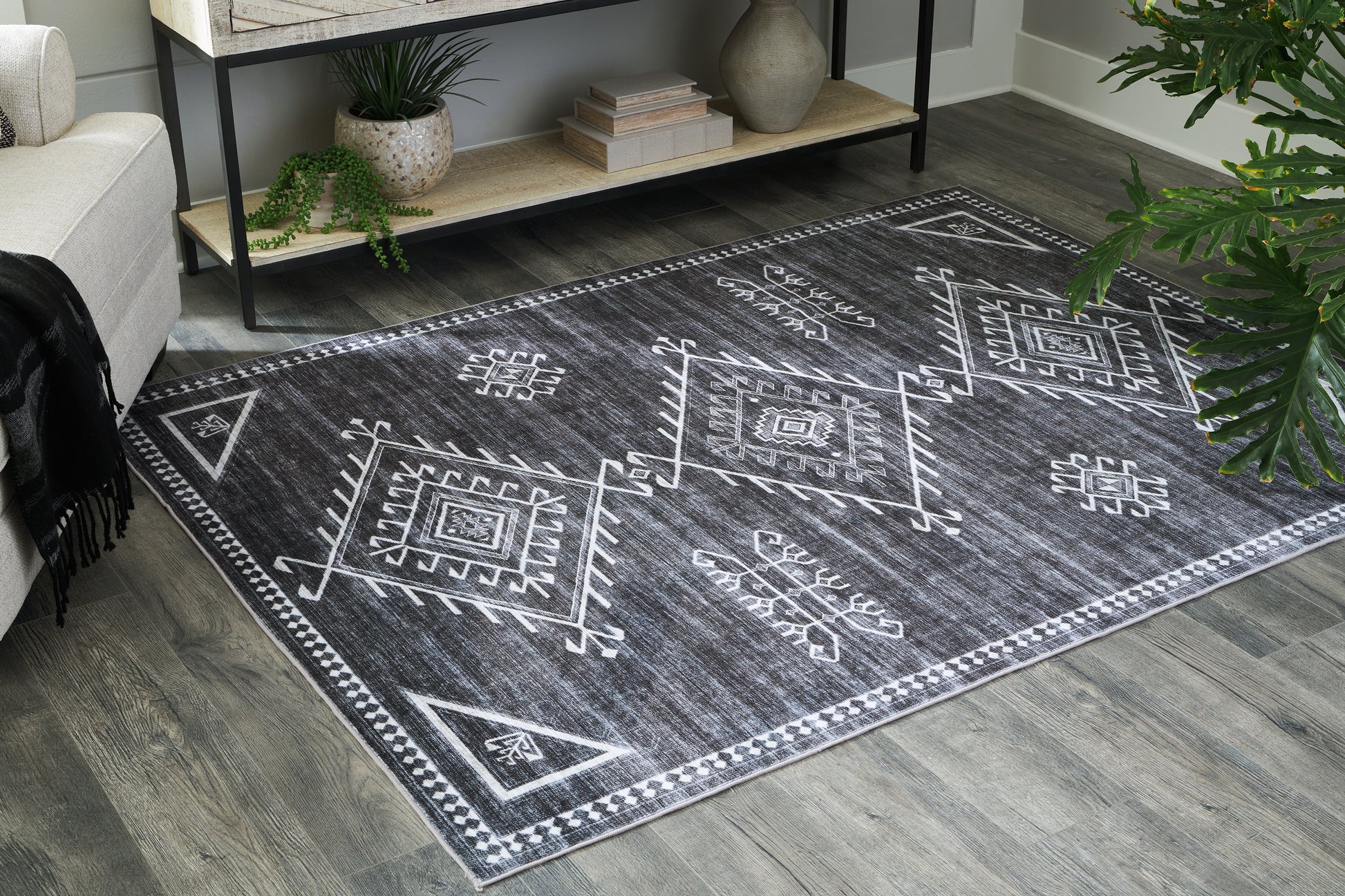 Orange Furniture Outlet - Ashley Furniture - Arloman Rug - 5' x 7' Washable Rug / Black/Cream/Gray - R405932