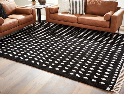 Orange Furniture Outlet - Ashley Furniture - Minston Rug - 5' x 7' Rug / Black/White - R405952