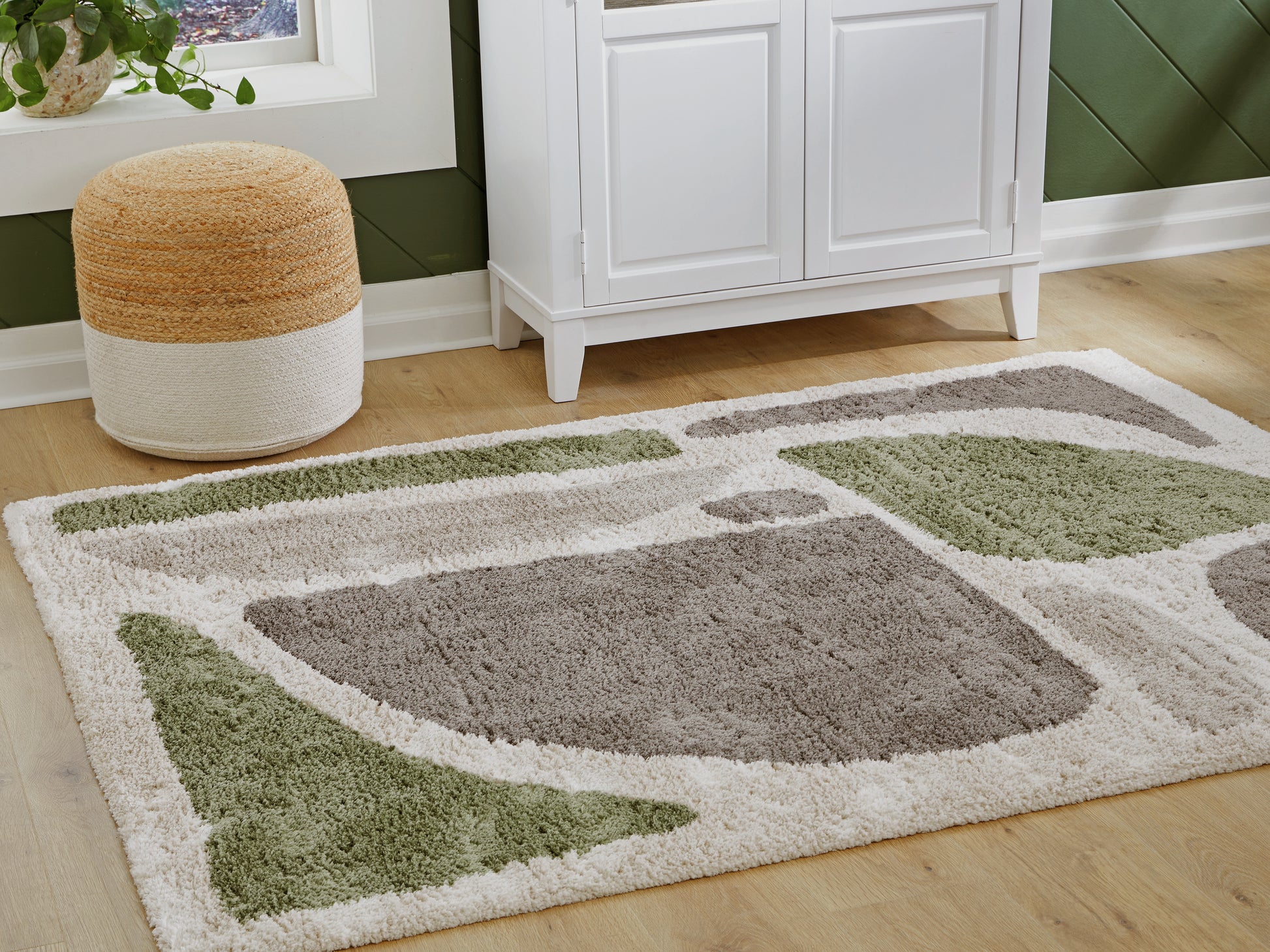 Orange Furniture Outlet - Ashley Furniture - Anburgh Rug - Medium Rug / Green/Gray/Ivory - R407352