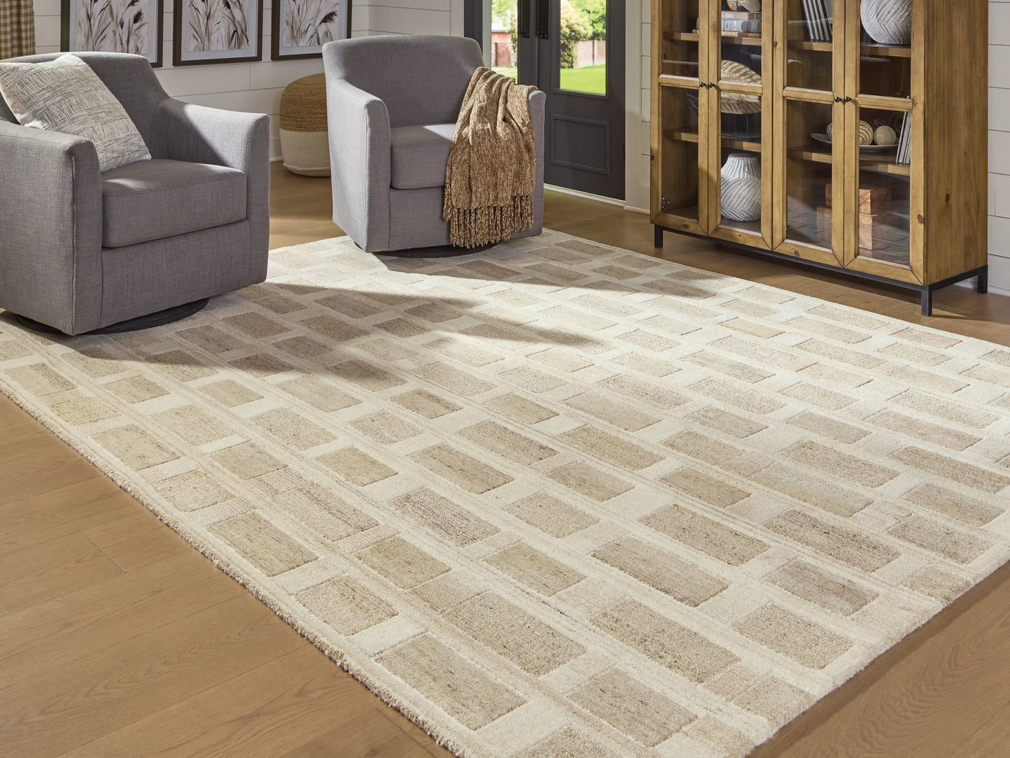 Orange Furniture Outlet - Ashley Furniture - Lisgrove Rug - 7'8" x 10' Area Rug / Tan/Brown/White - R407711
