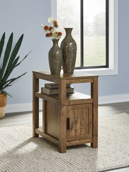 Orange Furniture Outlet - Ashley Furniture - Fendenmore Chairside End Table - Chair Side End Table / Brown - T190-117