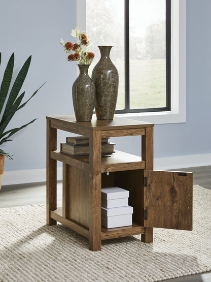 Fendenmore Chairside End Table