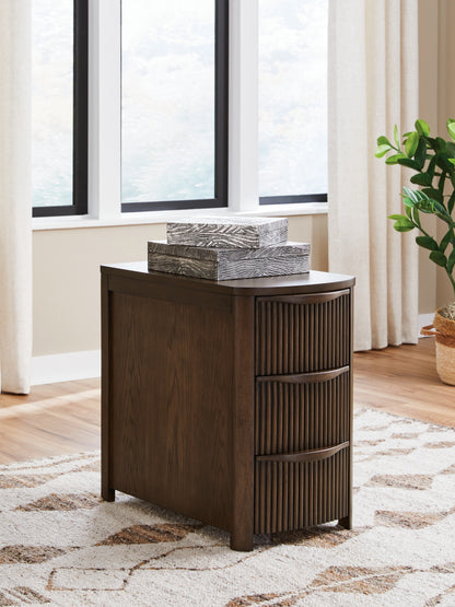 Orange Furniture Outlet - Ashley Furniture - Camdill Chairside End Table - Chair Side End Table / Dark Brown - T208-217