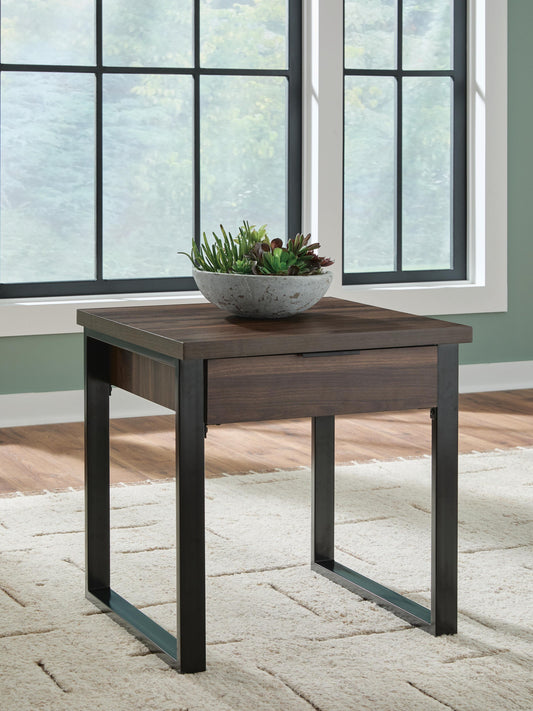 Orange Furniture Outlet - Ashley Furniture - Wickman Falls End Table - Square End Table - T318-2
